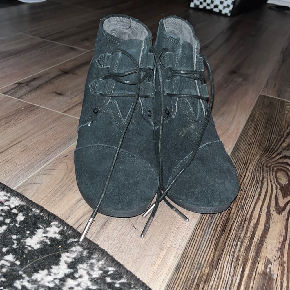Black Hidden Heel Shoes